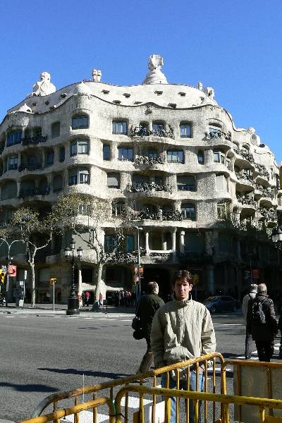 32 Casa Mila